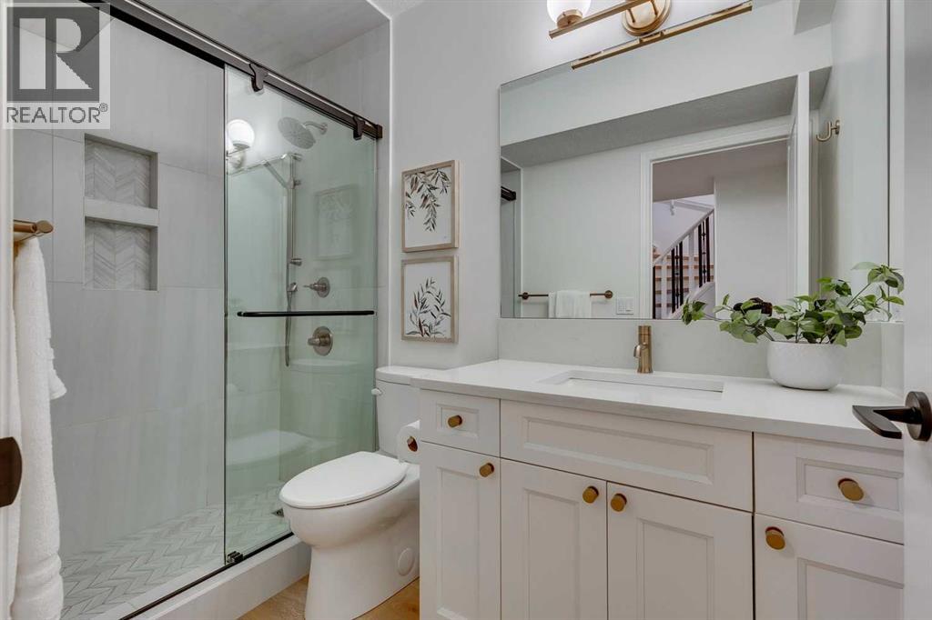 Single Family House for Sale in  Edgevalley Landing NW Edgemont Calgary 