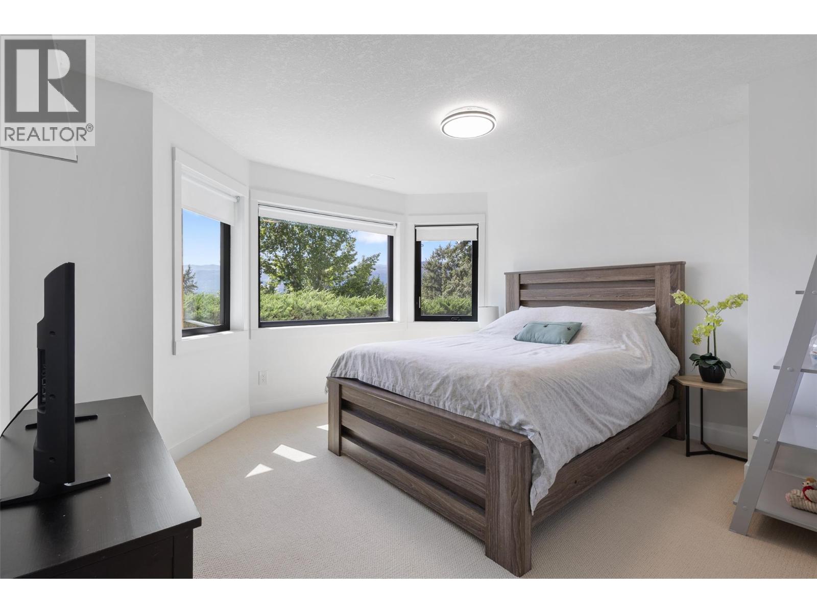  133 Goldclaim Road, Vernon