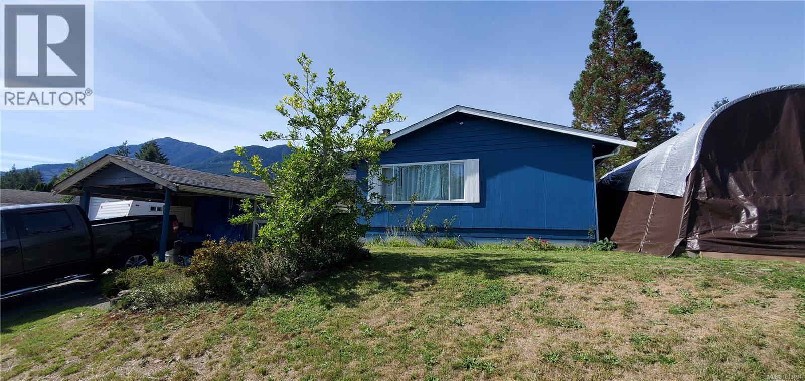 643 Dogwood Dr, Gold River