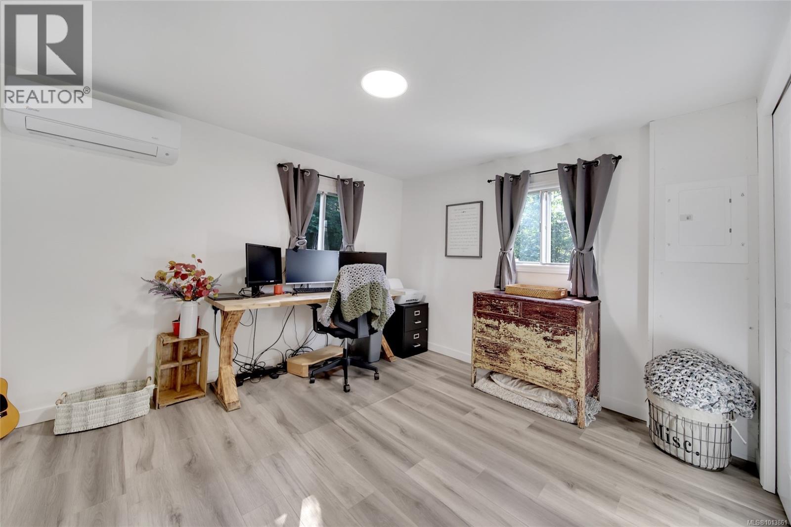 2850 Burde St, Port Alberni