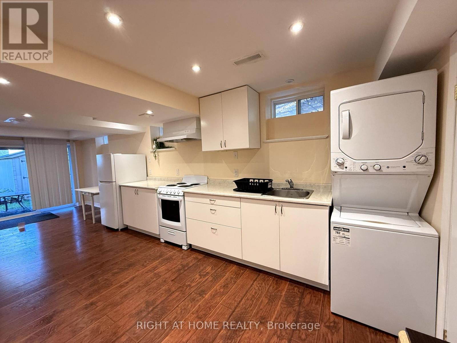Single Family House for Sale in  WESTOLIVIA TRAIL Vaughan (Patterson) 