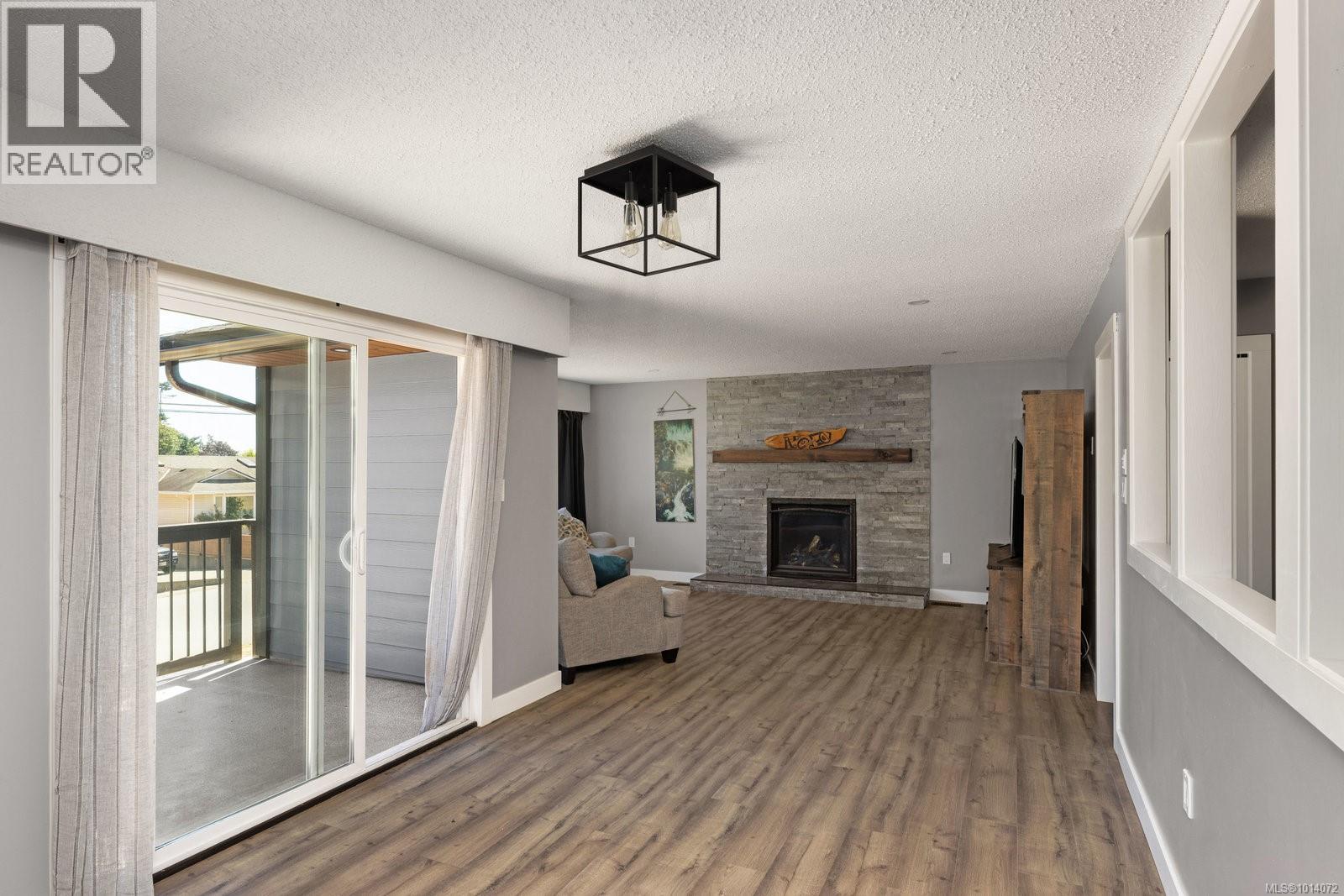  5884 Deborah Drive, Duncan
