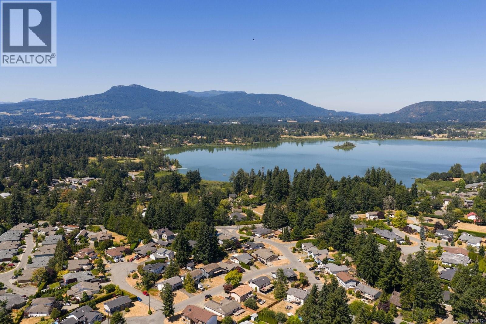  5884 Deborah Drive, Duncan
