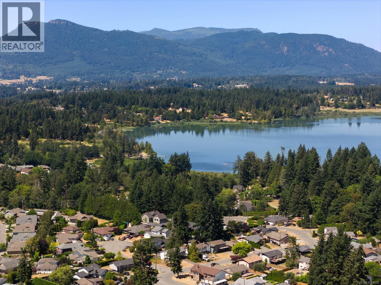  5884 Deborah Drive, Duncan