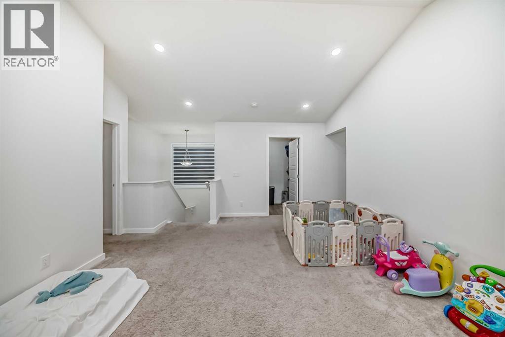 Single Family House for Sale in  Savanna Passage NE Saddle Ridge Calgary 