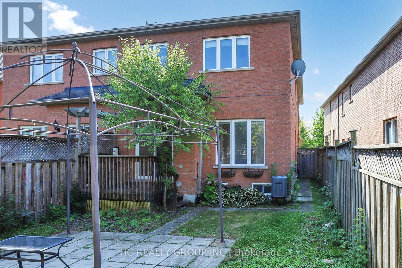 Single Family House for Sale in  AUTUMN HILL BOULEVARD Vaughan (Patterson) 