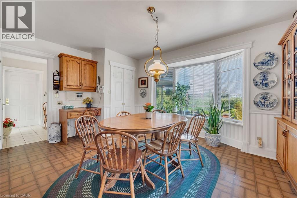 5581 KING STREET - 17