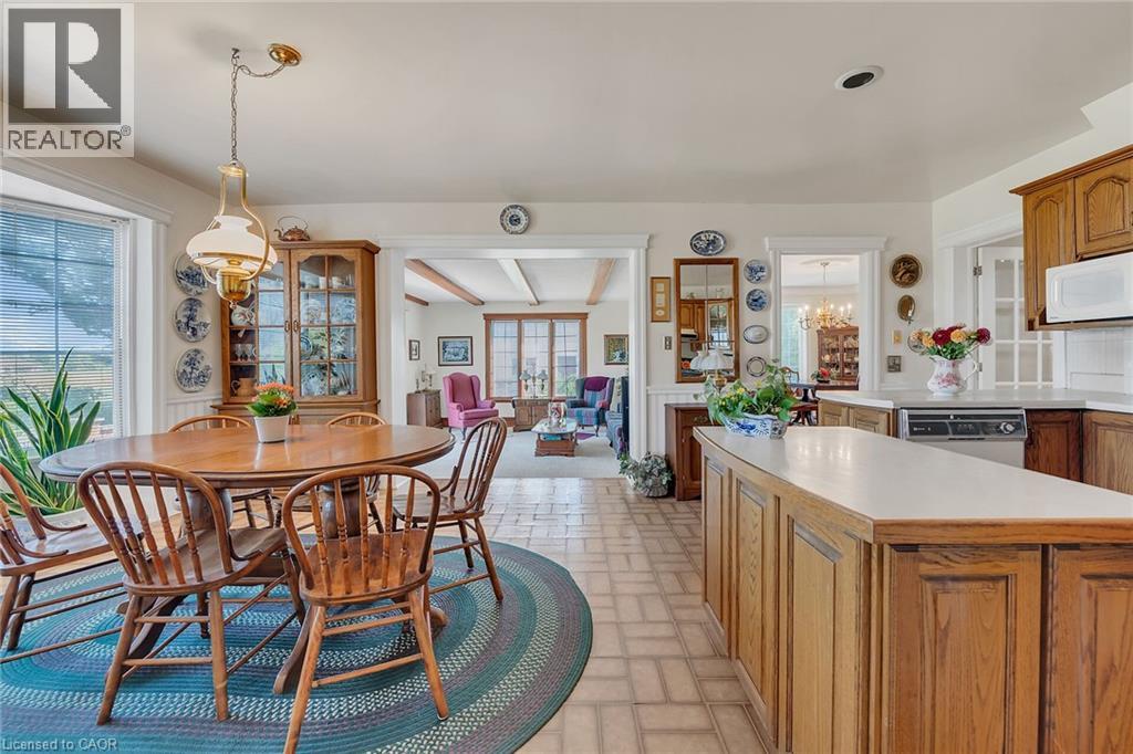 5581 KING STREET - 18