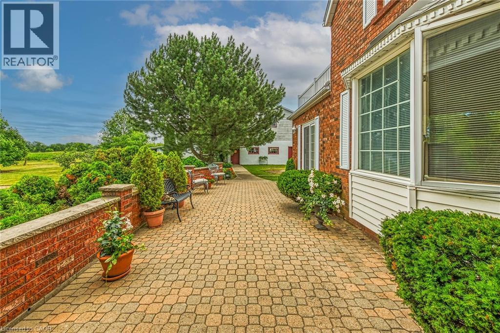5581 KING STREET - 31