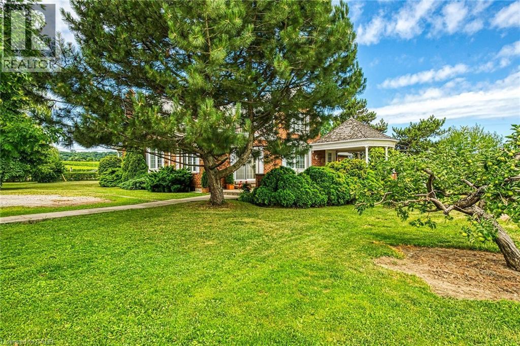 5581 KING STREET - 37
