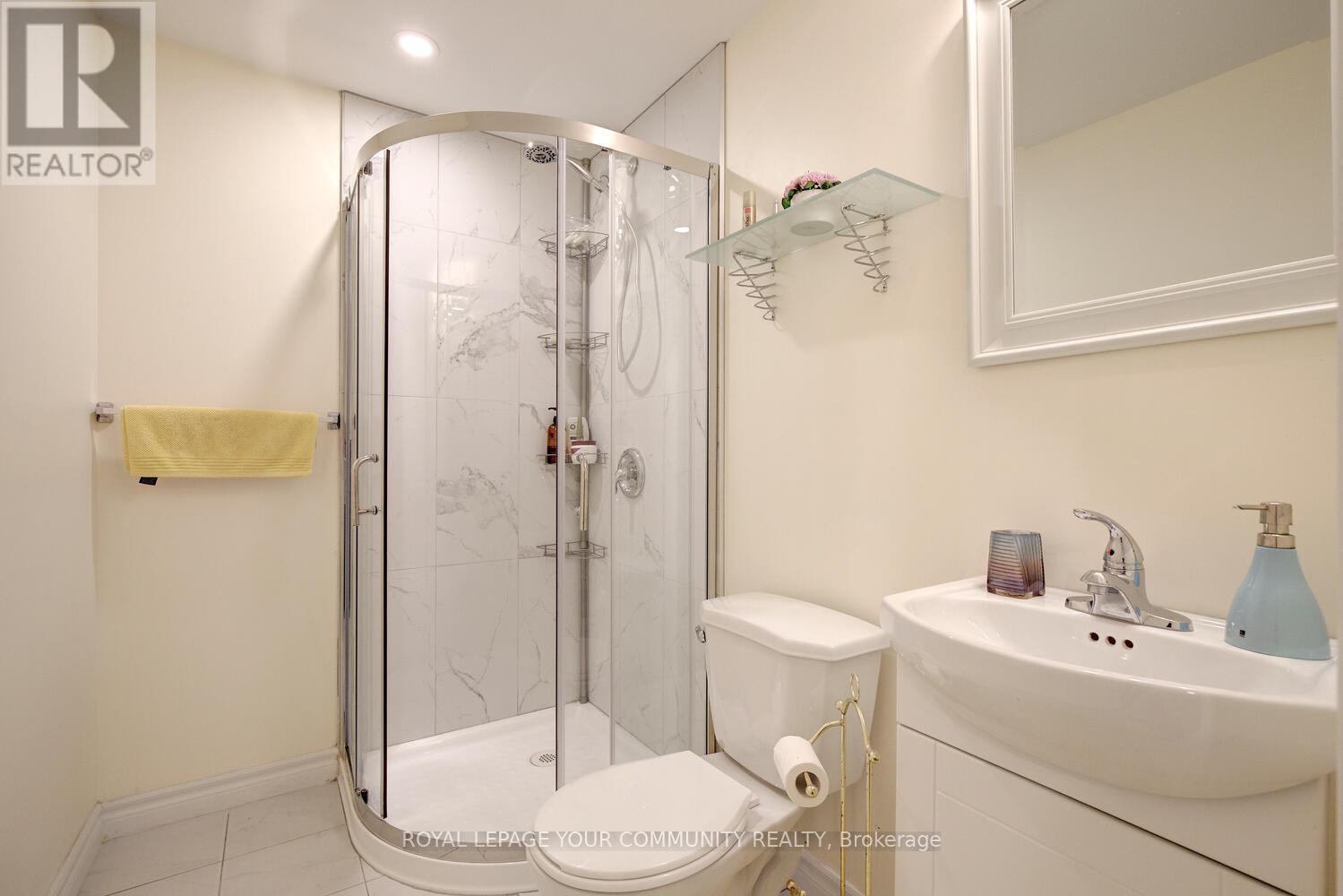Single Family House for Sale in  LADY LORETTA LANE Vaughan (Patterson) 