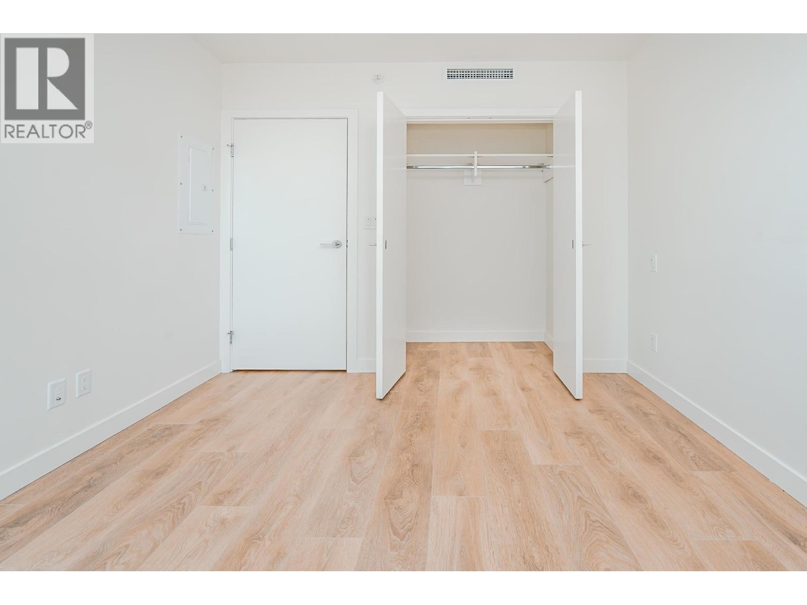 1005 318 ALDERSON AVENUE, Coquitlam