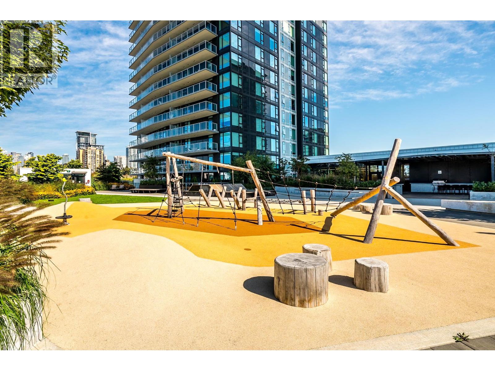 1005 318 ALDERSON AVENUE, Coquitlam