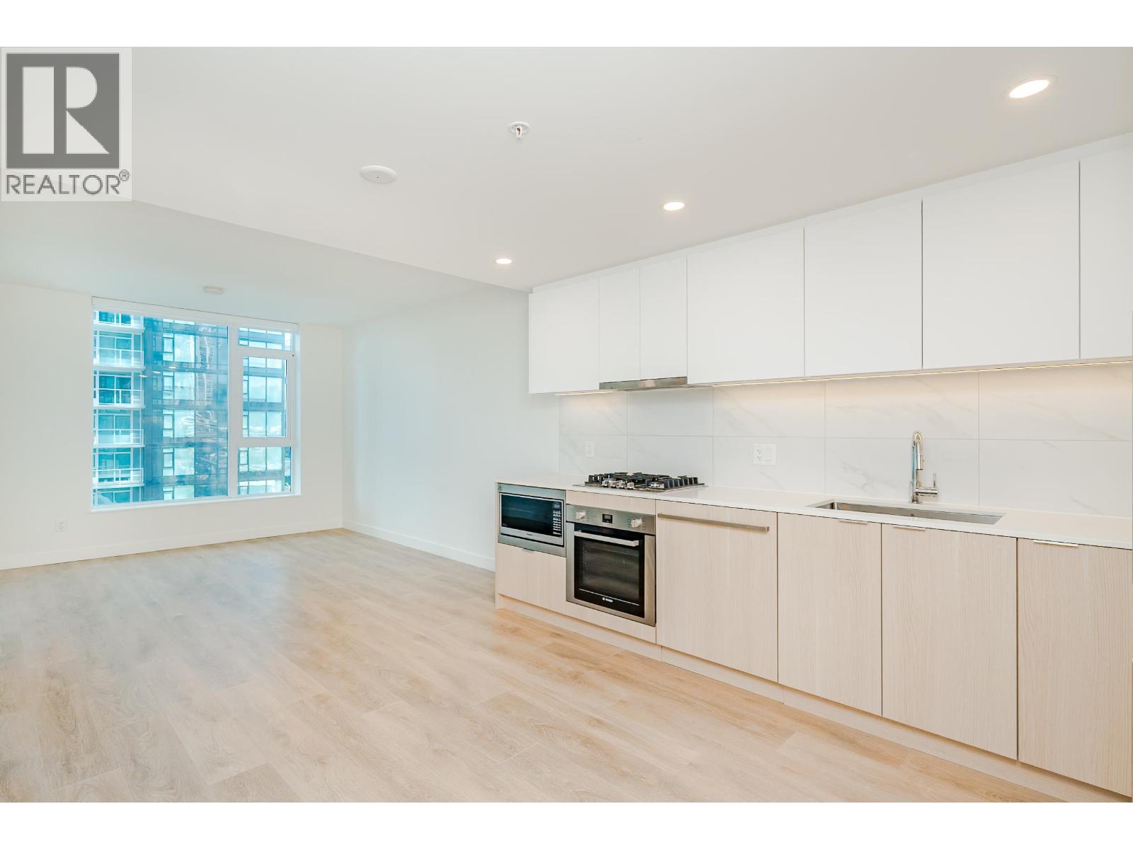 1005 318 ALDERSON AVENUE, Coquitlam