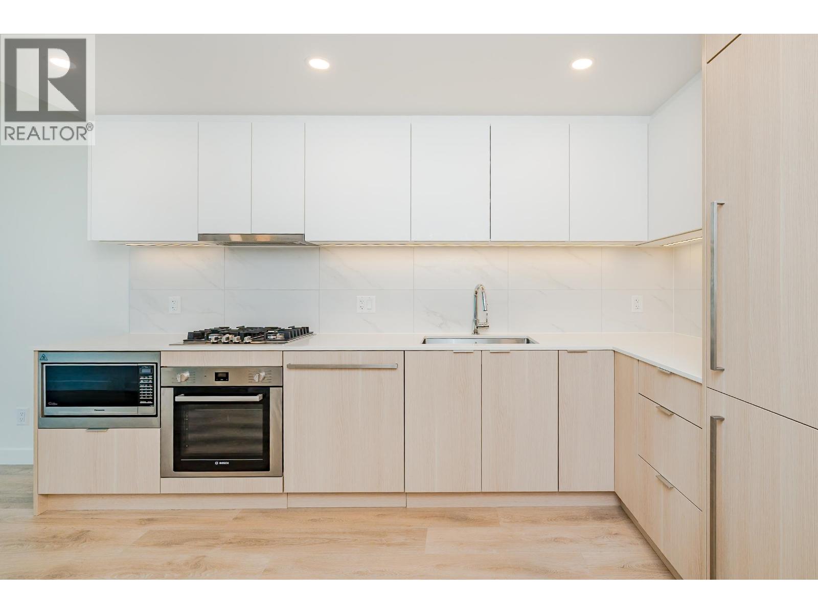 1005 318 ALDERSON AVENUE, Coquitlam