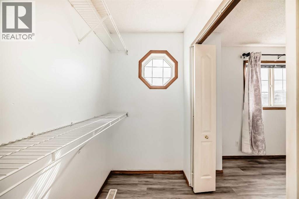 Single Family House for Sale in  Saddleback Way NE Saddle Ridge Calgary 