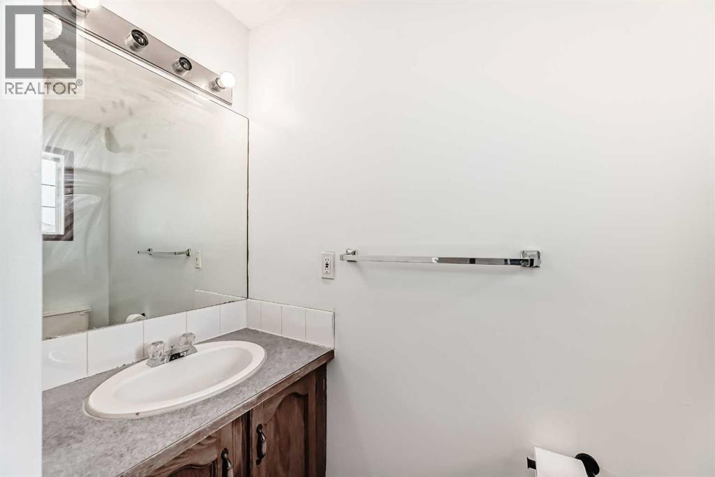 Single Family House for Sale in  Saddleback Way NE Saddle Ridge Calgary 