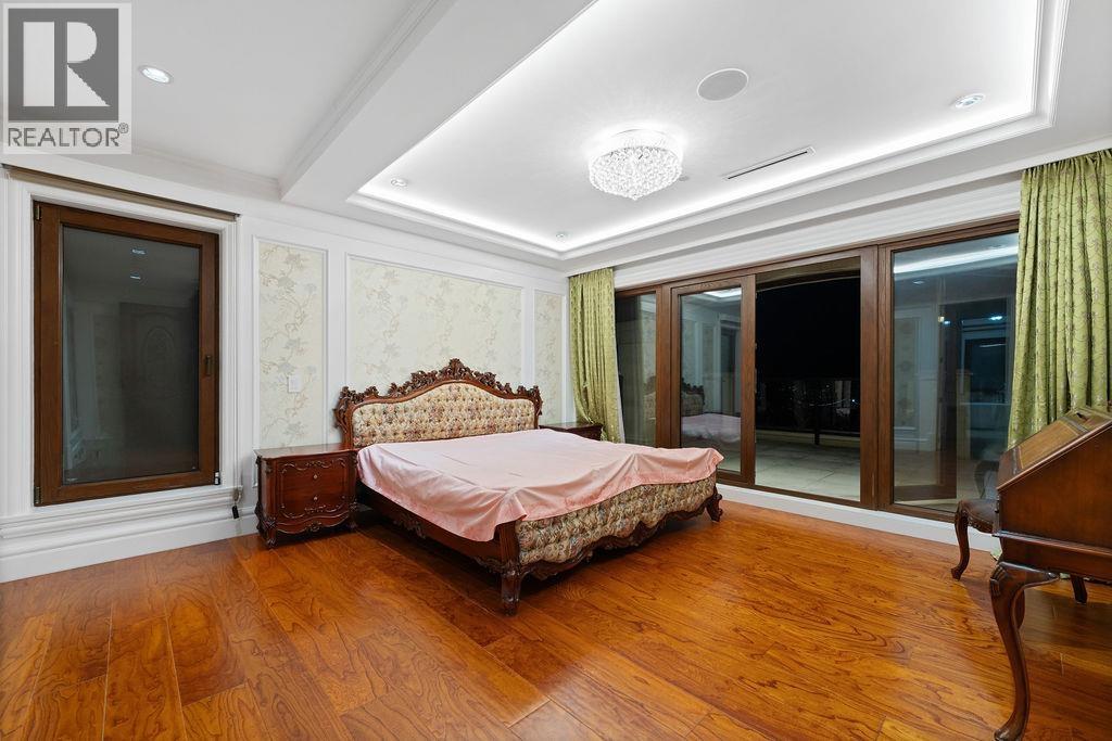 1327 CHARTWELL DRIVE, West Vancouver