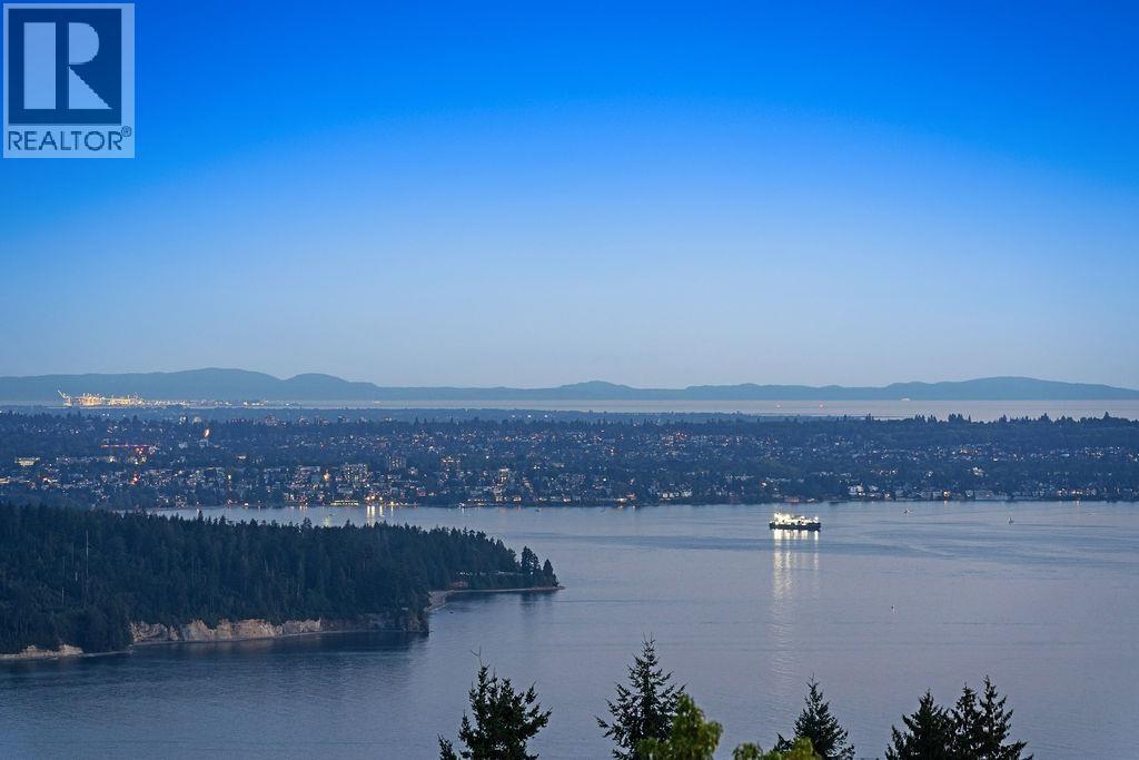 1327 CHARTWELL DRIVE, West Vancouver