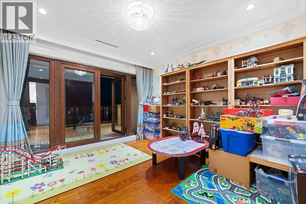 1327 CHARTWELL DRIVE, West Vancouver