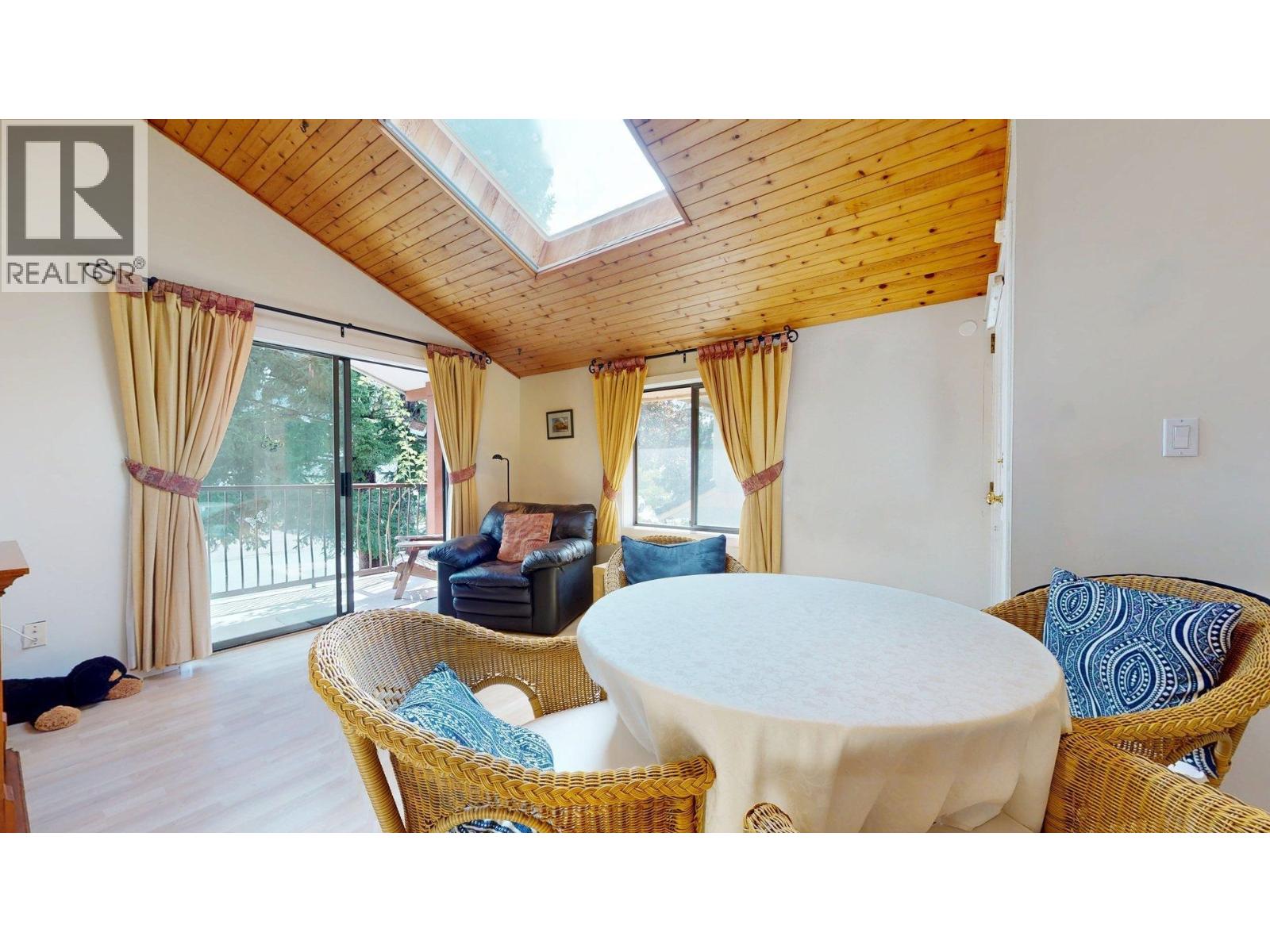 41343 KINGSWOOD ROAD, Squamish