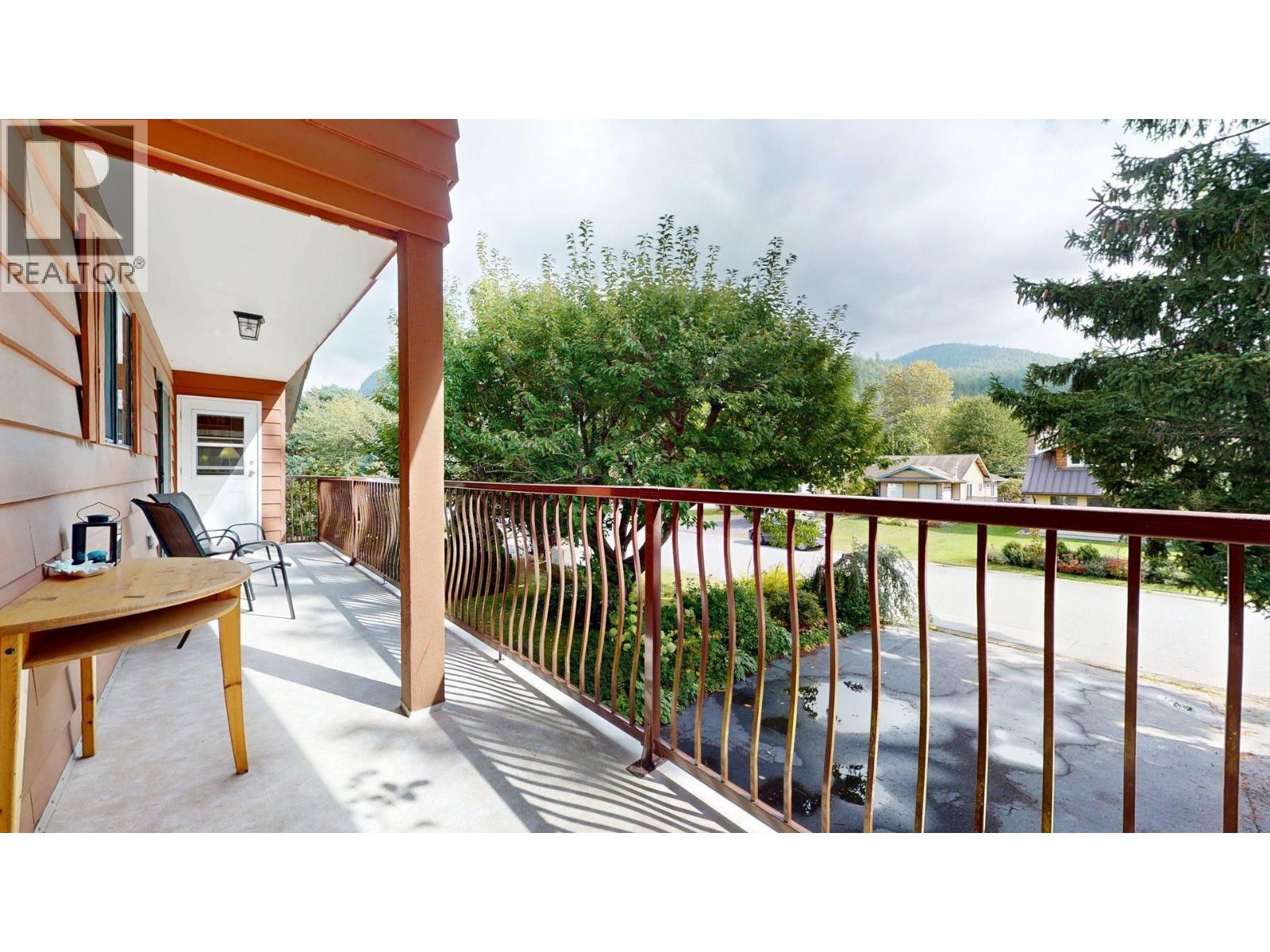 41343 KINGSWOOD ROAD, Squamish