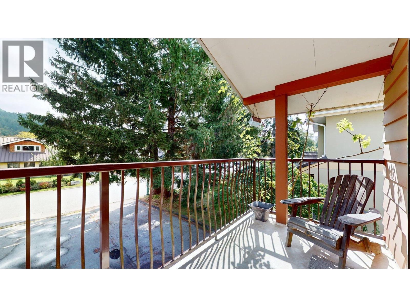 41343 KINGSWOOD ROAD, Squamish