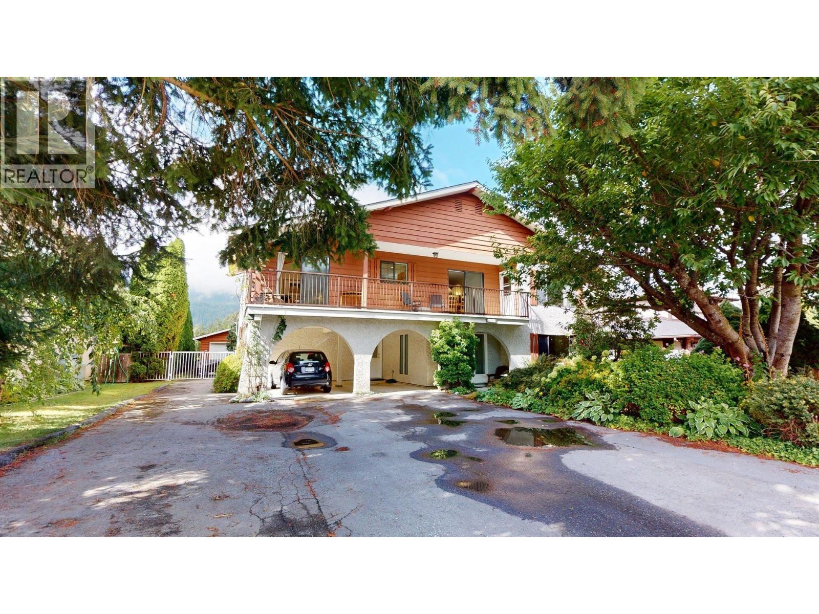 41343 KINGSWOOD ROAD, Squamish