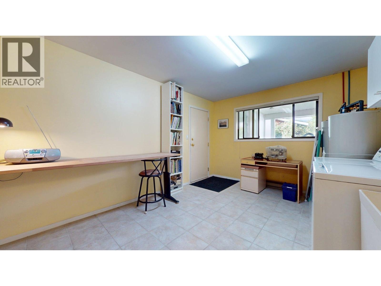 41343 KINGSWOOD ROAD, Squamish