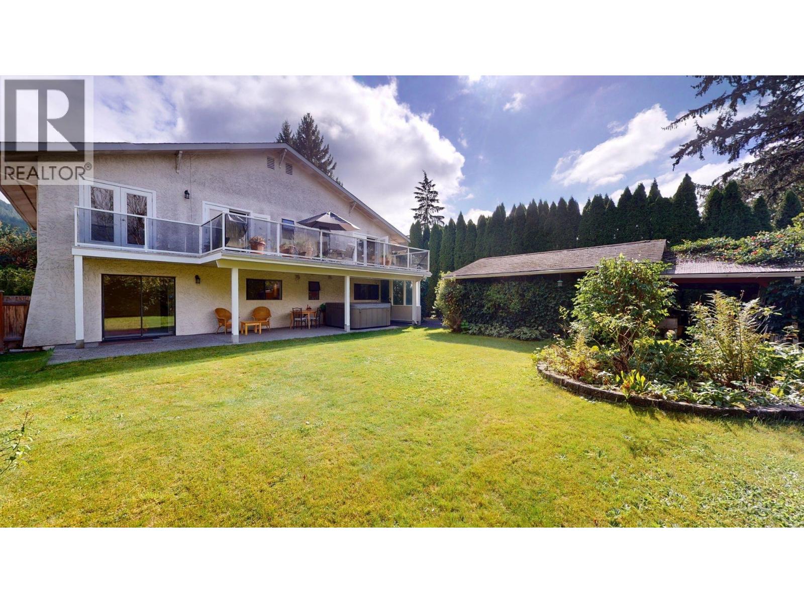 41343 KINGSWOOD ROAD, Squamish