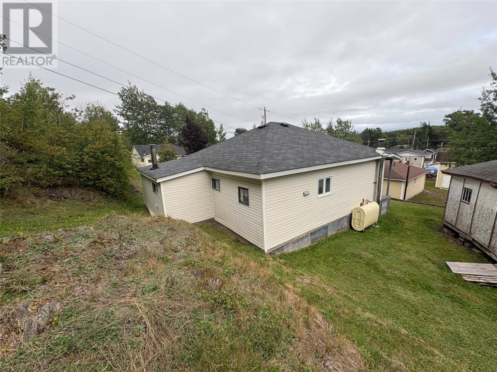 3 Davis Lane - Photo 5 of 27, Bishop's Falls, Newfoundland & Labrador