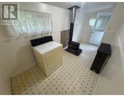 3 Davis Lane thumbnail 10