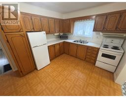 3 Davis Lane thumbnail 12