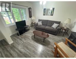 3 Davis Lane thumbnail 19