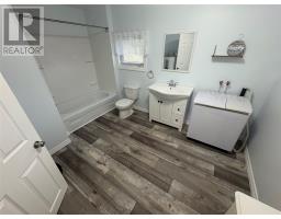 3 Davis Lane thumbnail 23