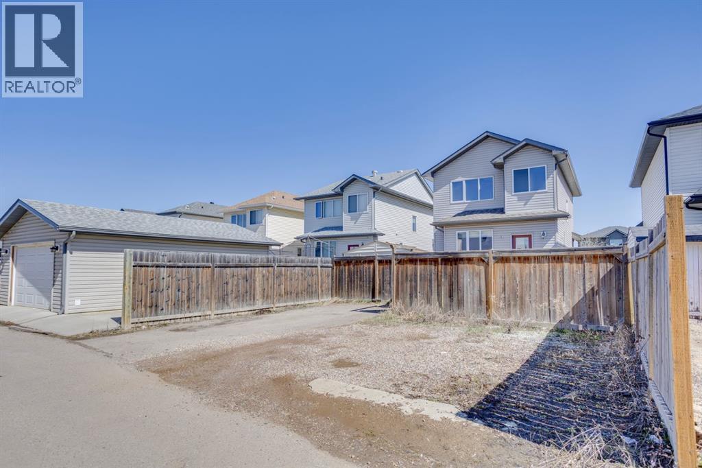 104 Chestnut Way, Fort McMurray