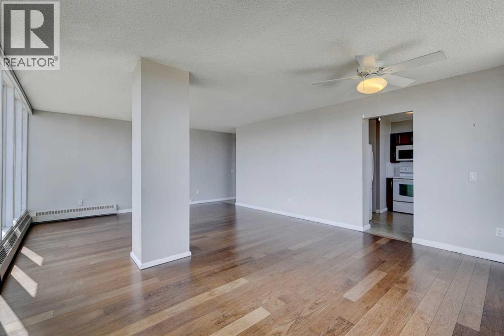 Single Family House for Sale in   Point Drive NW Point McKay Calgary 