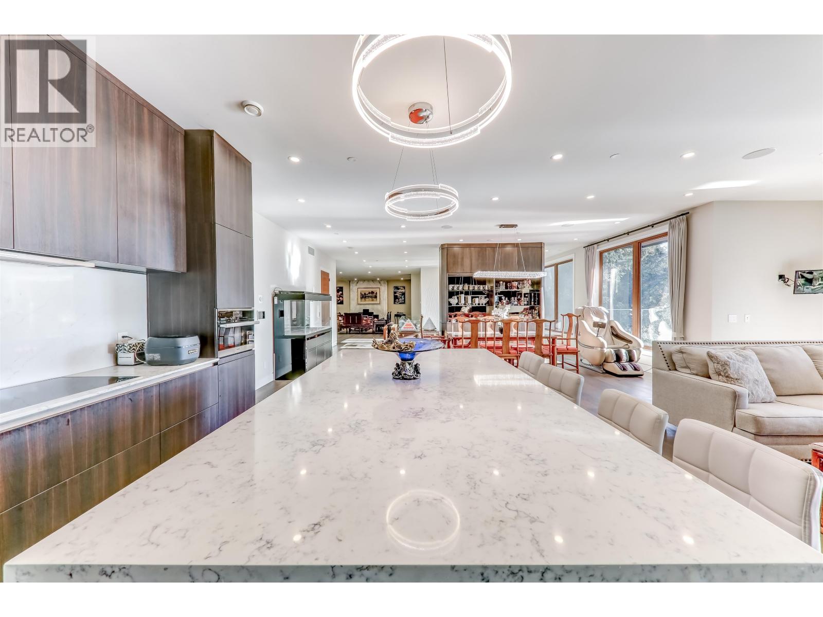 1497 QUEENS AVENUE, West Vancouver