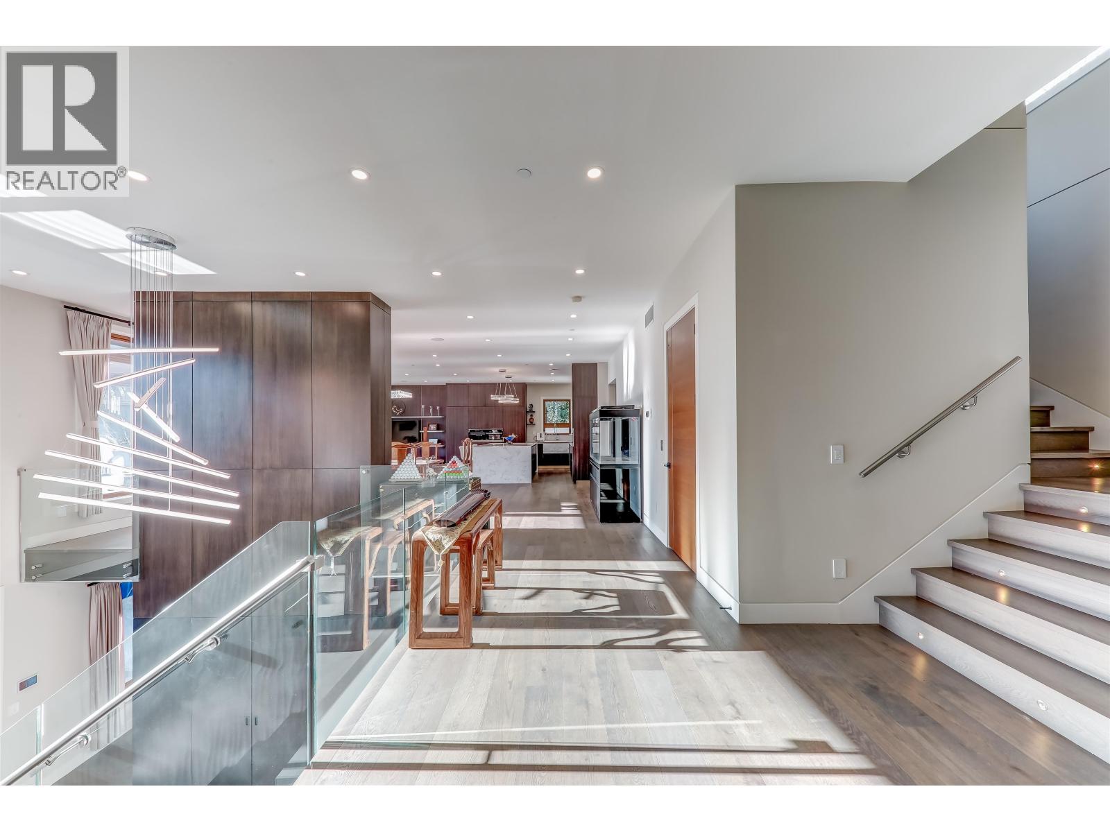1497 QUEENS AVENUE, West Vancouver