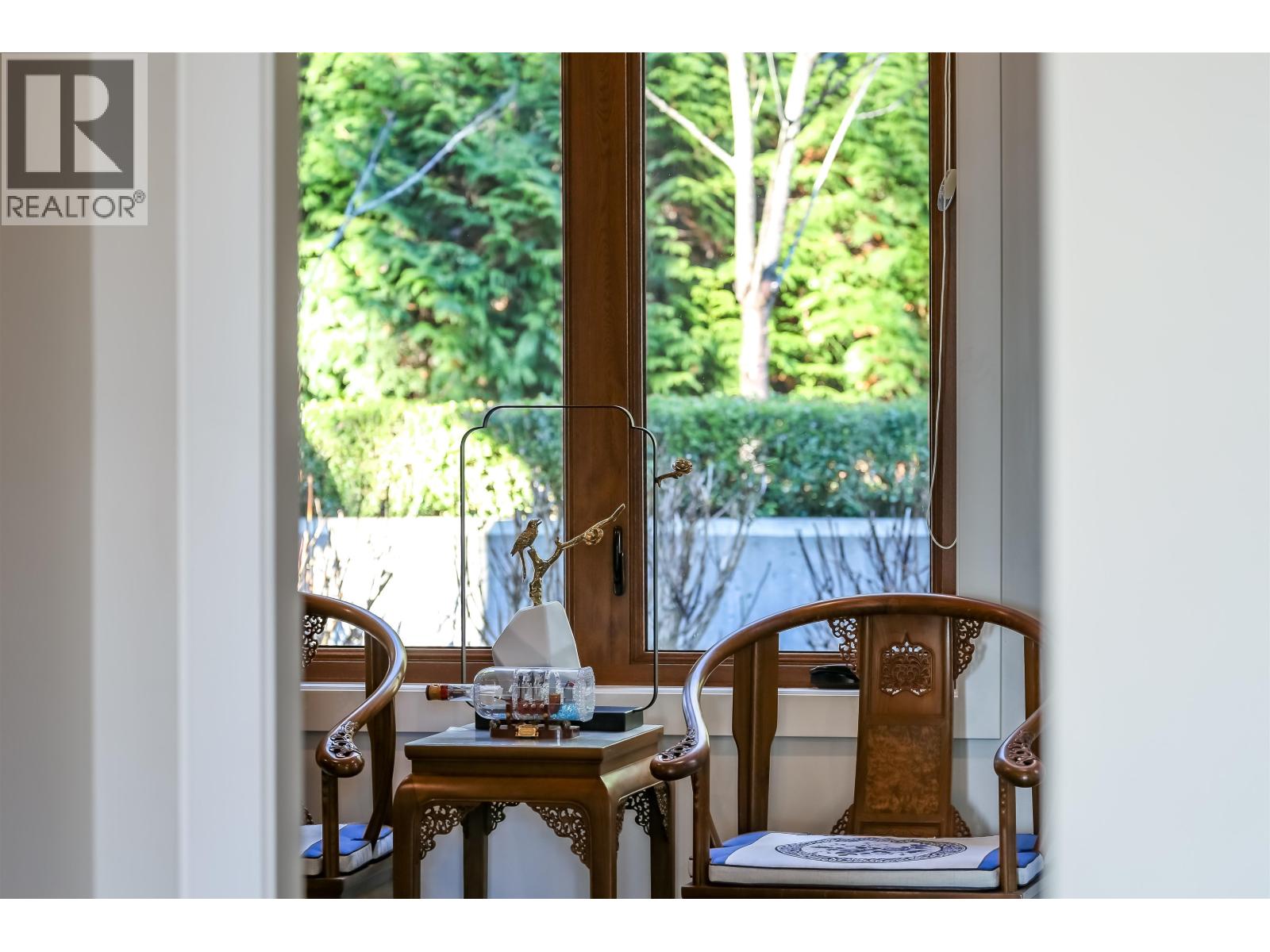 1497 QUEENS AVENUE, West Vancouver