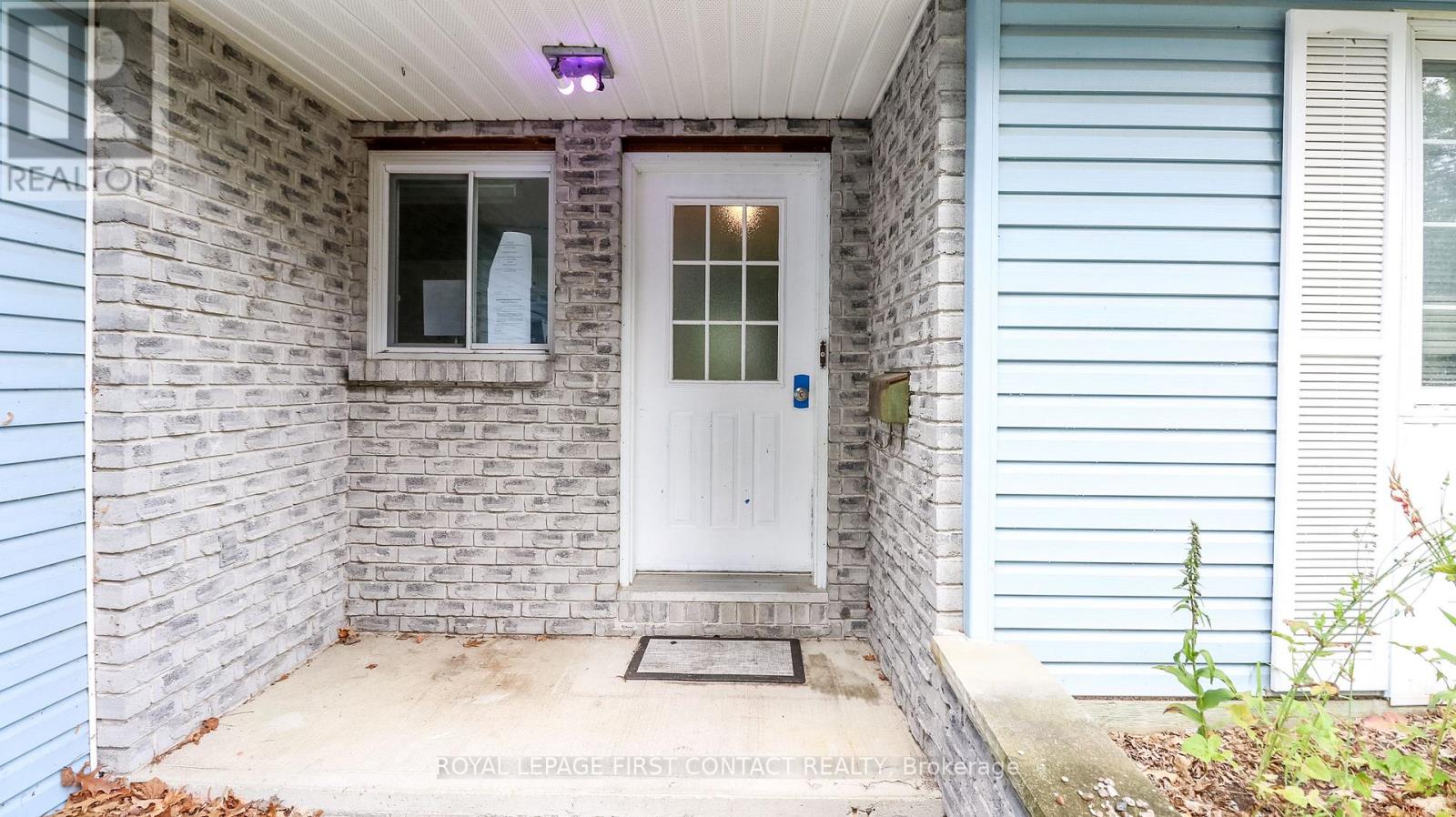 24 HOWARD AVENUE - 3