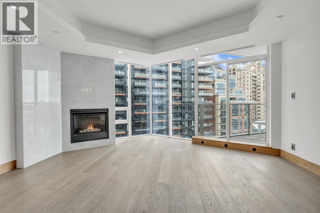 Single Family House for Sale in    Avenue SW Eau Claire Calgary 