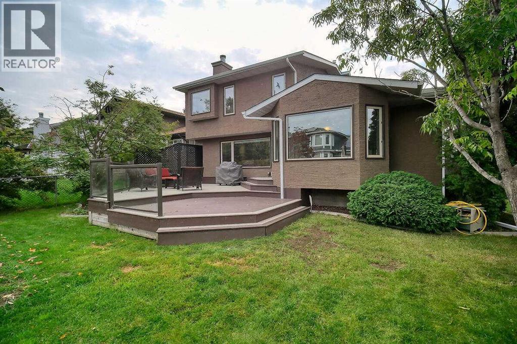 Single Family House for Sale in  Riverside Circle SE Riverbend Calgary 