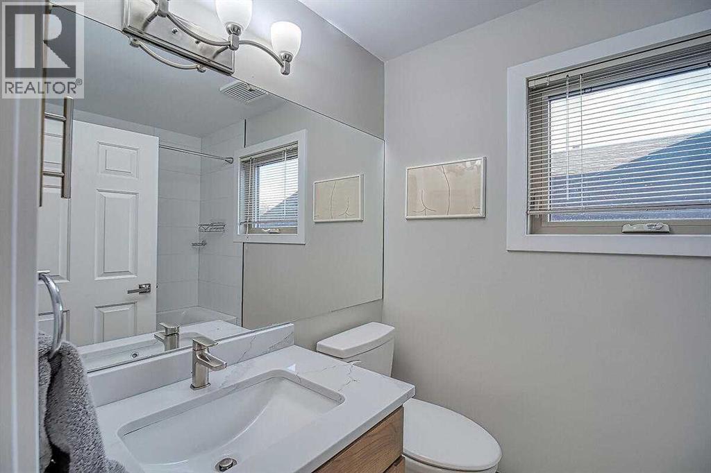 Single Family House for Sale in  Riverside Circle SE Riverbend Calgary 