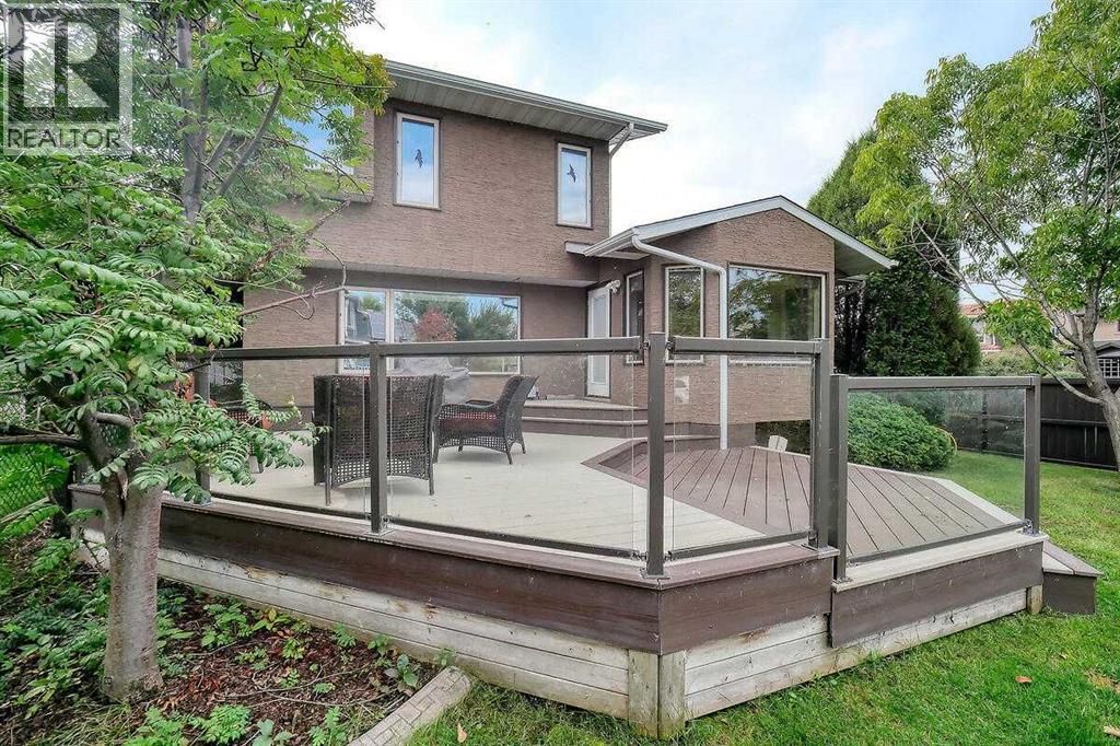 Single Family House for Sale in  Riverside Circle SE Riverbend Calgary 
