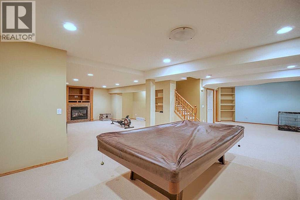 Single Family House for Sale in  Riverside Circle SE Riverbend Calgary 