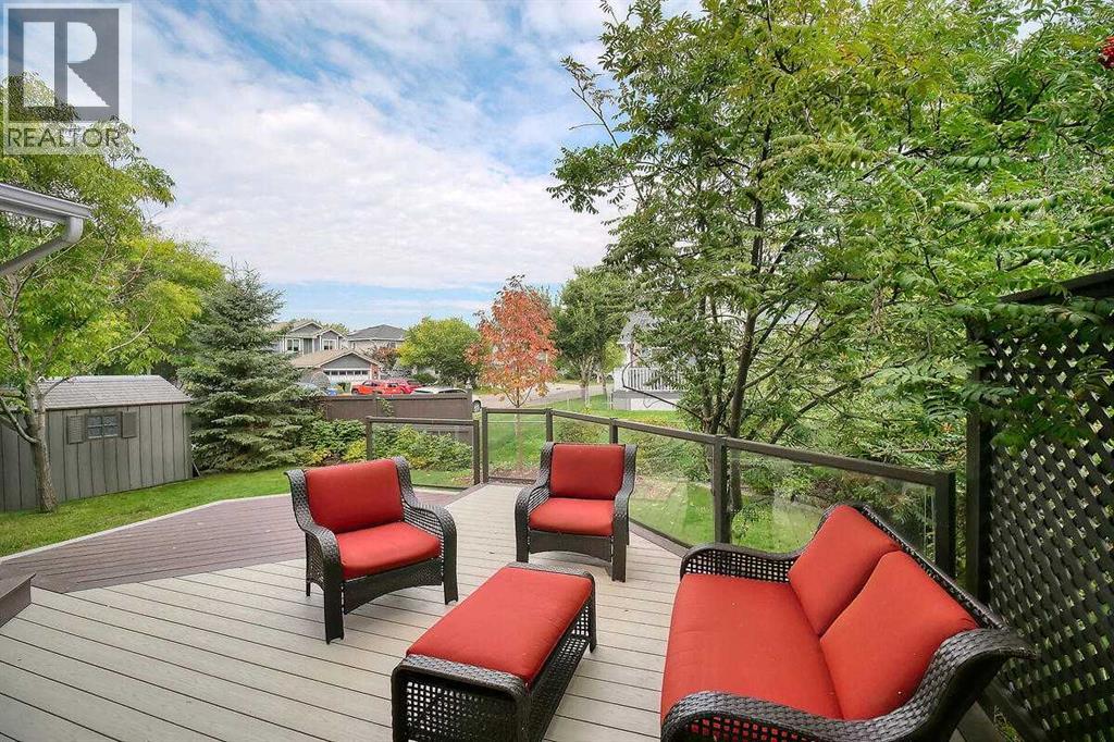 Single Family House for Sale in  Riverside Circle SE Riverbend Calgary 