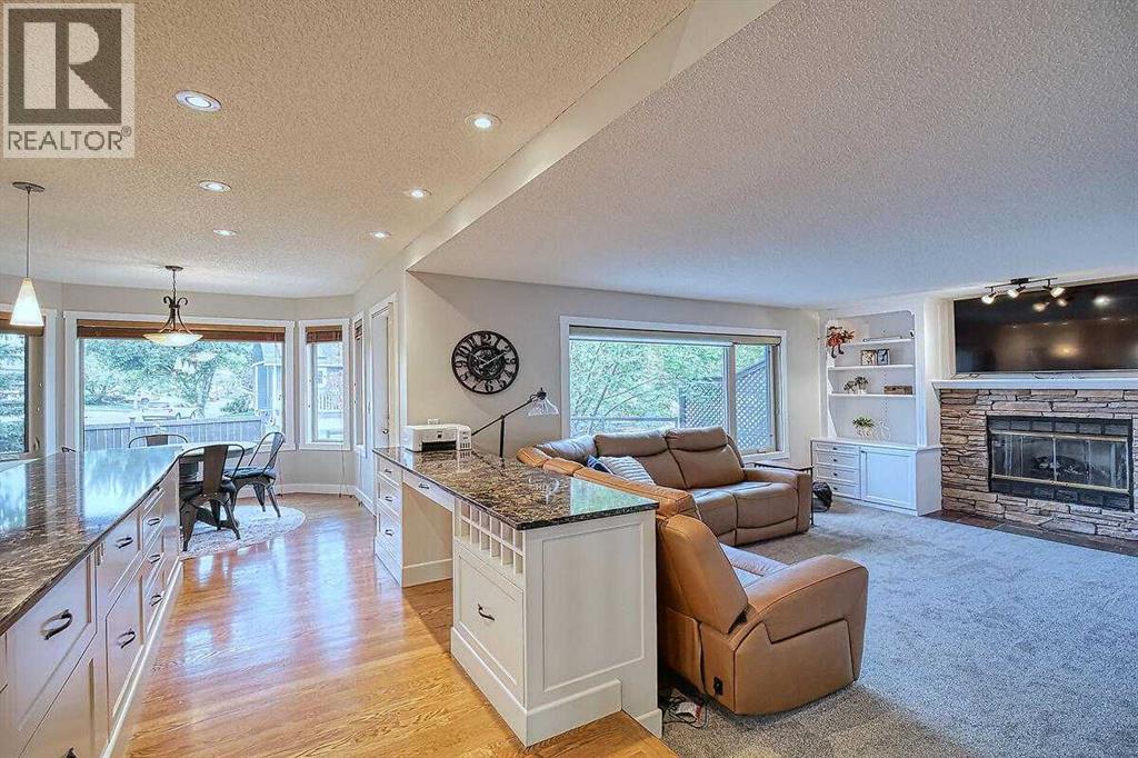 Single Family House for Sale in  Riverside Circle SE Riverbend Calgary 