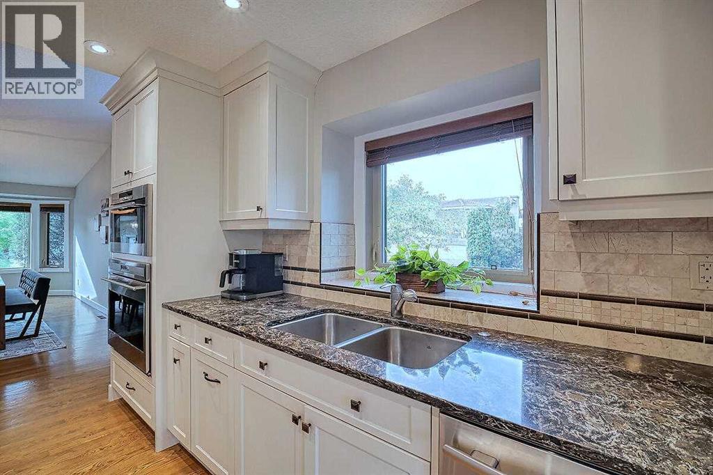 Single Family House for Sale in  Riverside Circle SE Riverbend Calgary 