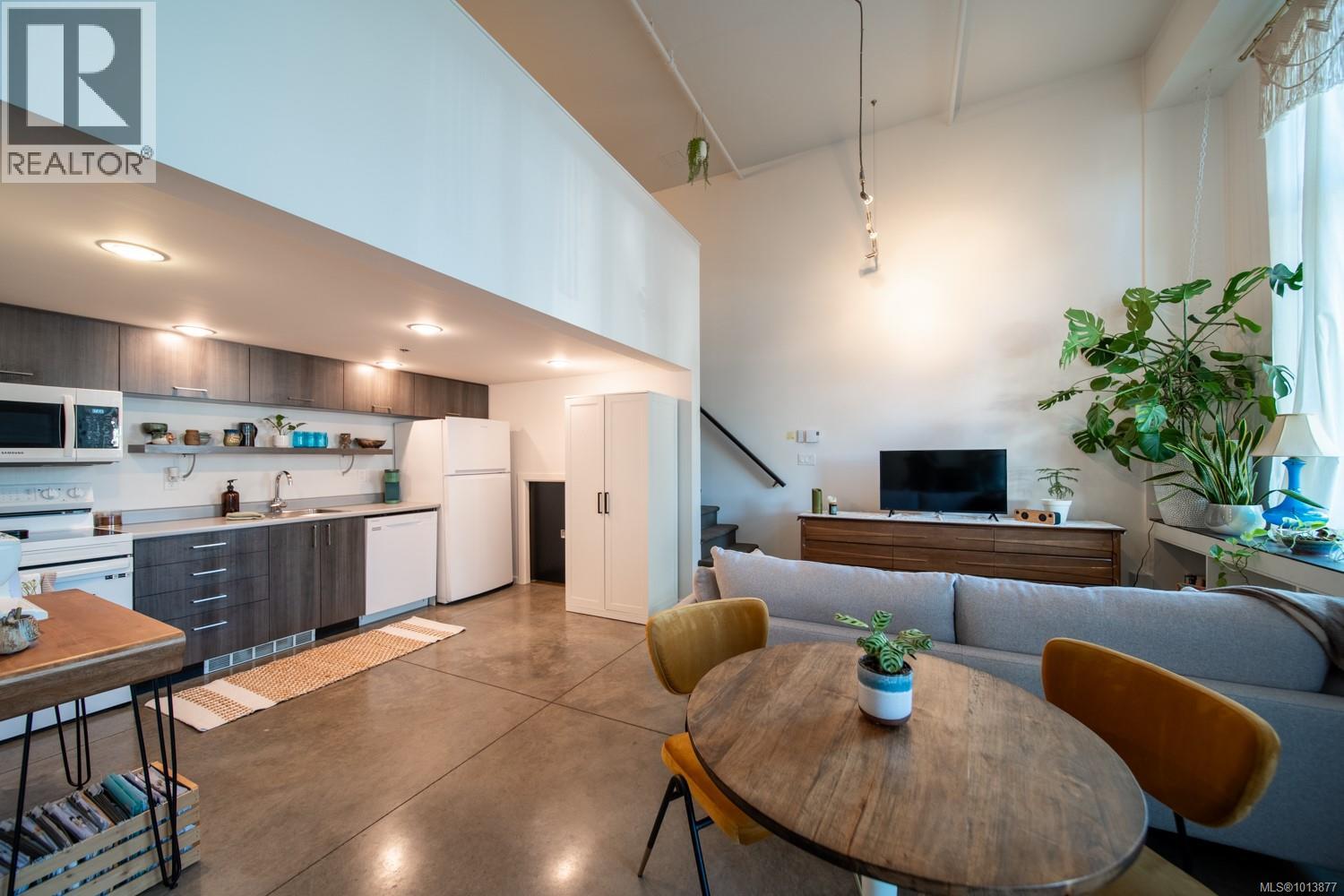 118 555 Franklyn St, Nanaimo